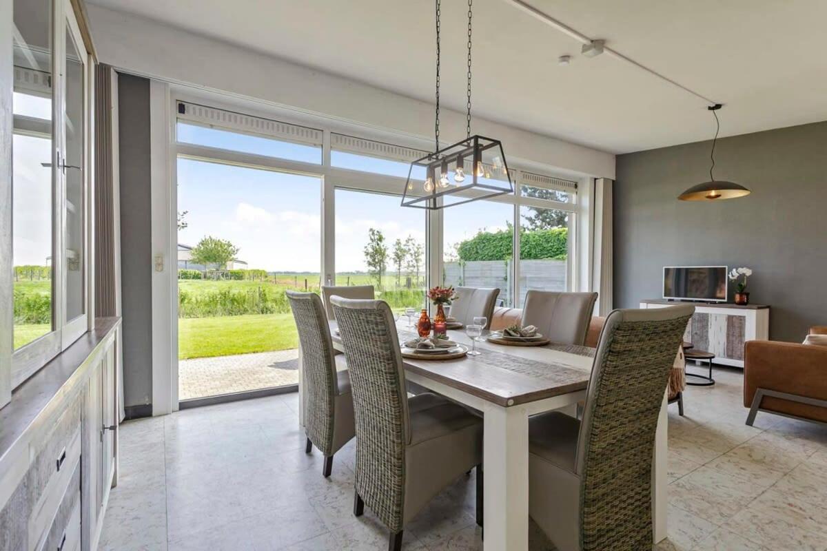 Huswell - Bungalow With Garden At 5 Minutes From The Beach Villa De Haan Kültér fotó